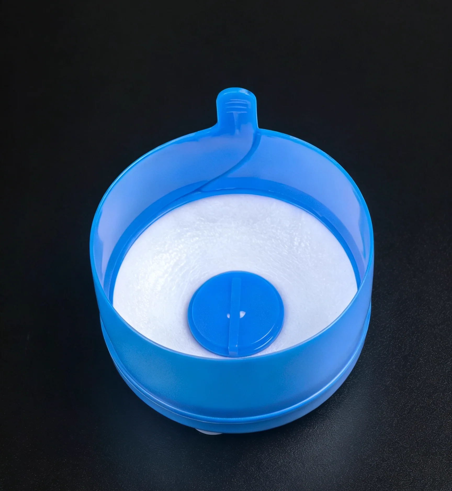 8.2g blue single-color cap with sealing liner and pull tab thumbnail 2