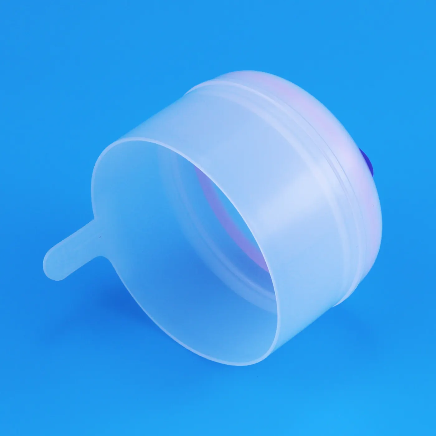 Photo of One-time use 5 gallon bottle cap with pull detail