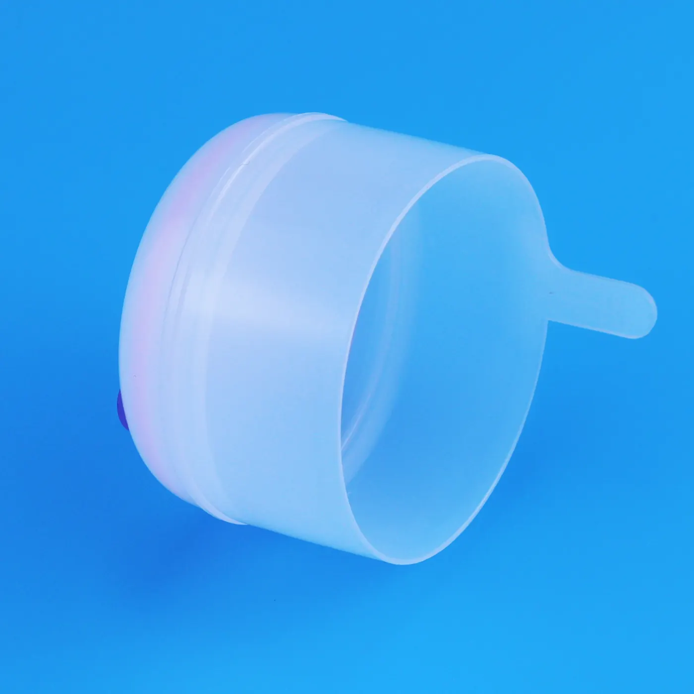 Photo of One-time use 5 gallon bottle cap with pull detail